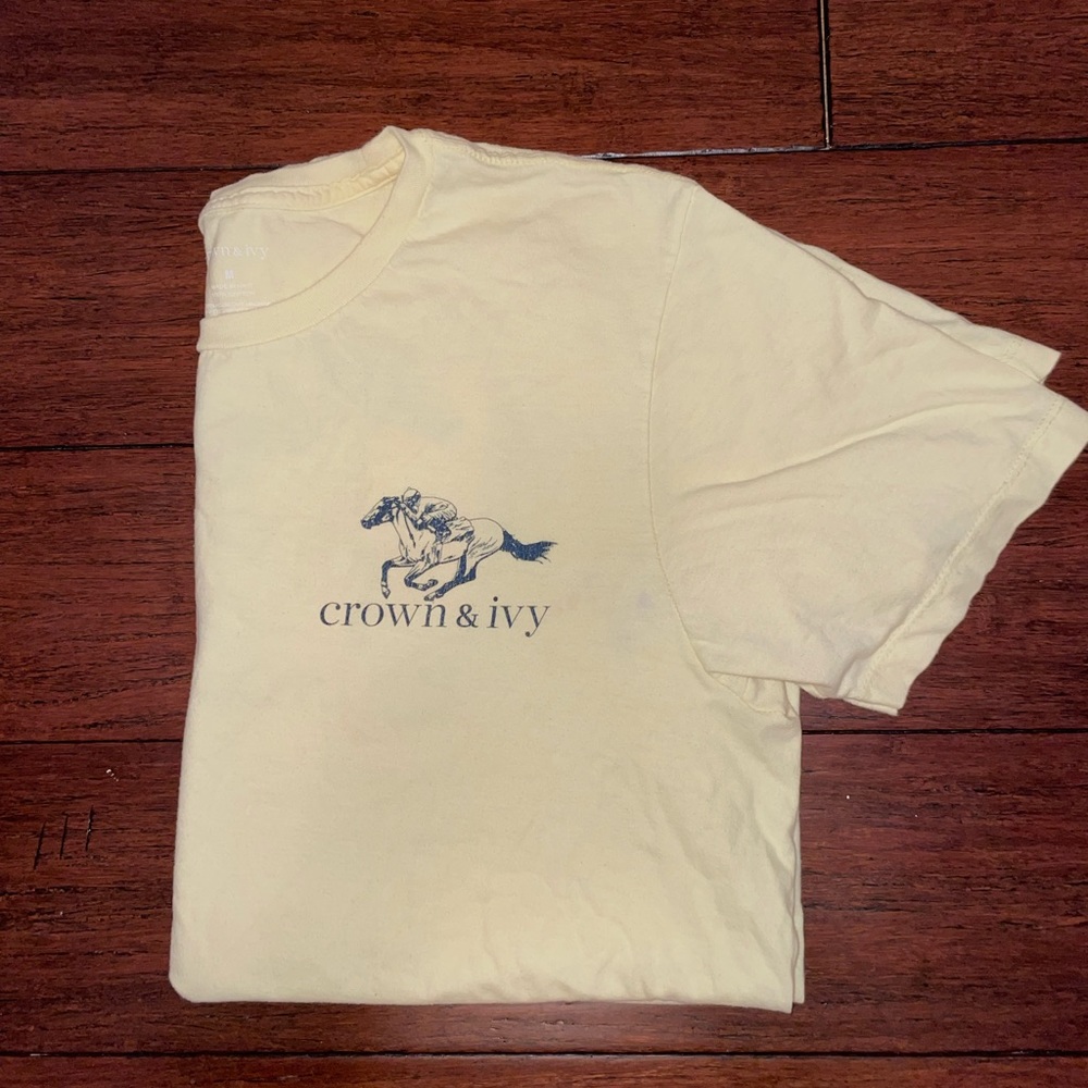 Mens medium Crown and Ivy shirt